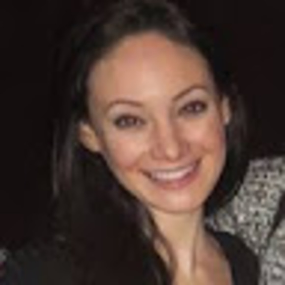 Profile Picture of Ashleigh Cresswell (@acresswe19) on Poshmark