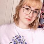Profile Picture of ✨Anne-M || 18✨ (@anne.reads13) on Instagram
