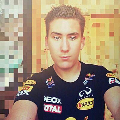 Profile Picture of Kevin Schade (@IchScufDichWeg) on Twitter