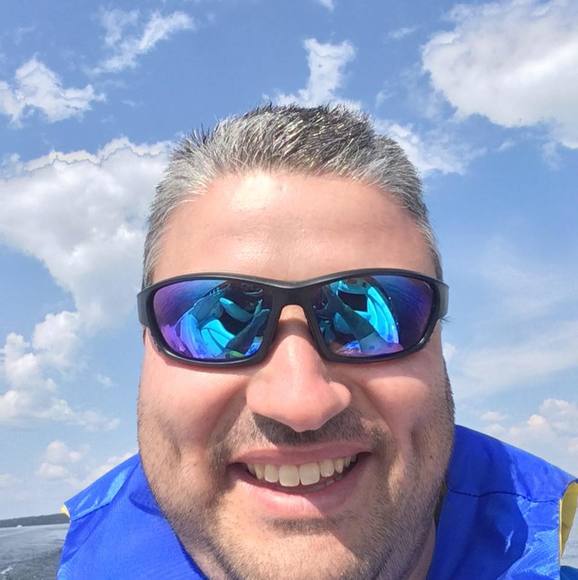 Profile Picture of Jeff Kerr (@jkerr01) on Poshmark
