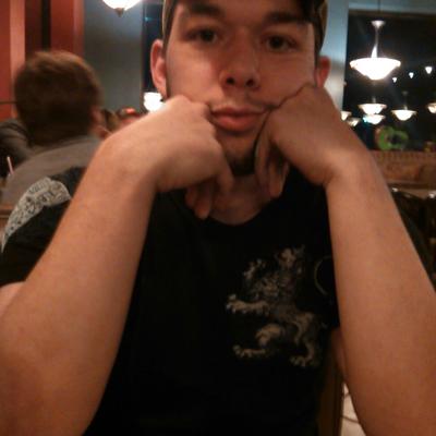 Profile Picture of Alan Holcomb (@drewholcomb91) on Twitter