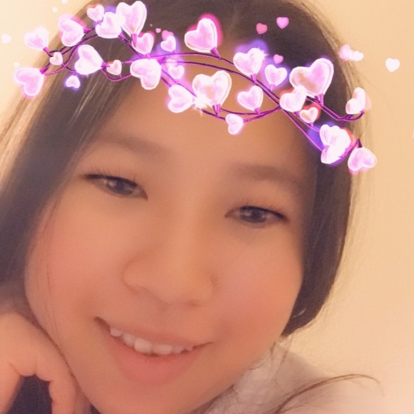 Profile Picture of Ngan Do (@ngando93) on Poshmark