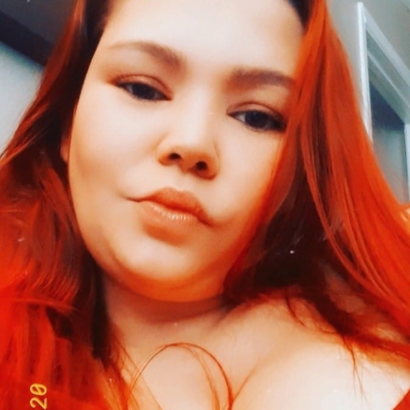 Profile Picture of Ashley Nashell (@ashleydav) on Poshmark