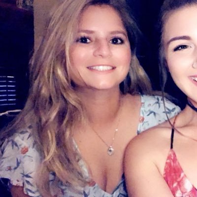 Profile Picture of Ec (@erin_cahill26) on Twitter