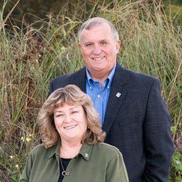 Profile Picture of Jim Lee And Ann Cummings, RE/MAX Shoreline (@RealtorJimLee) on Twitter