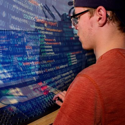 Profile Picture of Daniel Burkhart (@DannyBurkhart) on Twitter