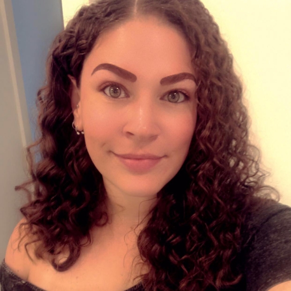 Profile Picture of Haylie Gorgo (@hegorgo1012) on Poshmark