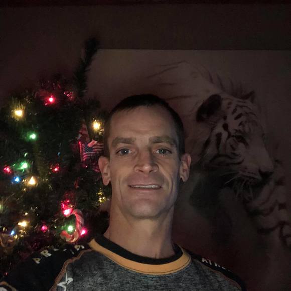 Profile Picture of Chad Mudrack (@cmudrack) on Poshmark