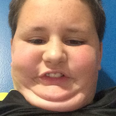 Profile Picture of Joe Pillow (@JoePillow1) on Twitter