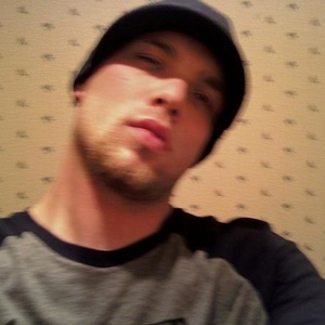 Profile Picture of Aaron Hulslander (@sr220) on Myspace