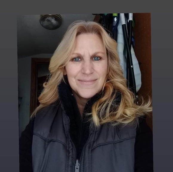 Profile Picture of Kathy Enbody (@momtofive2001) on Poshmark
