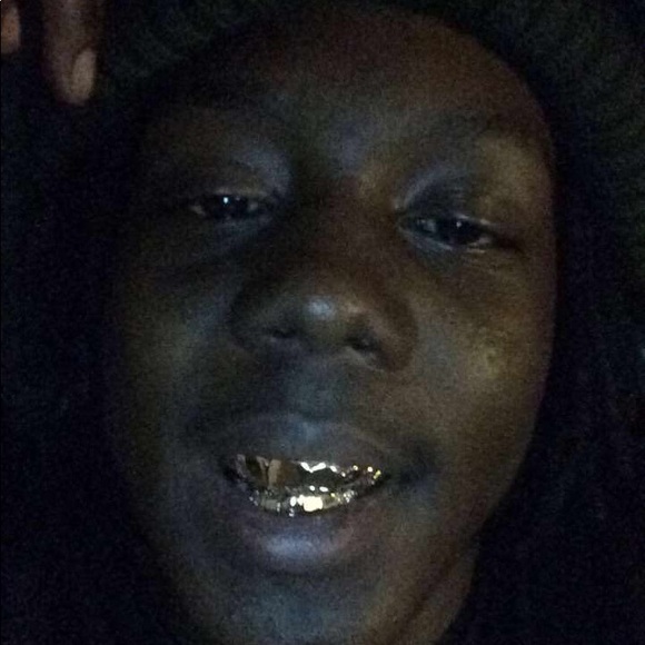 Profile Picture of Cornelius Howard (@ceejaysoreal) on Poshmark