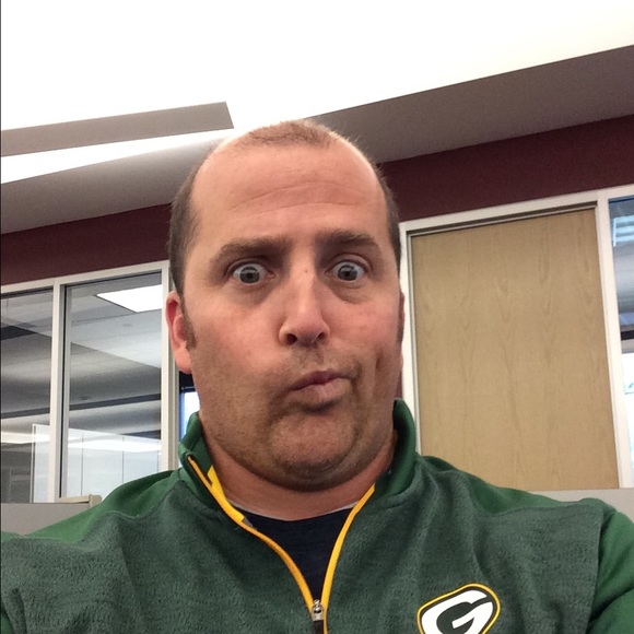 Profile Picture of Brian Peden (@bpeeds) on Poshmark