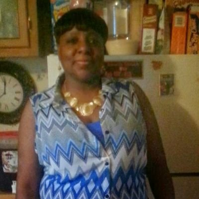 Profile Picture of Nettie Davis (@nettiep82) on Twitter