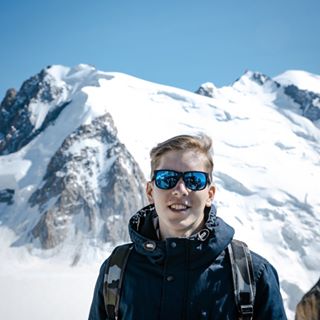 Profile Picture of András Árvai (@andras.arvai.37) on Facebook