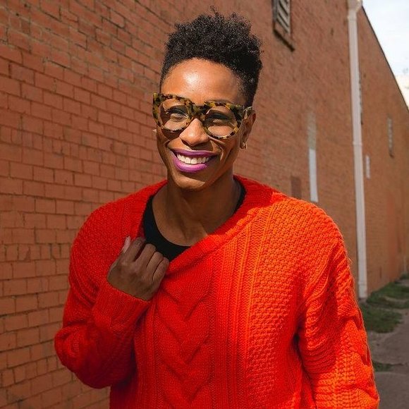 Profile Picture of Crystal Pollard (@crystaljpollard) on Poshmark