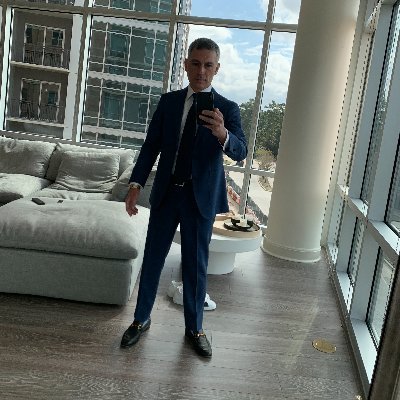 Profile Picture of Sean Van Dyck (@SeanVanDyck8) on Twitter