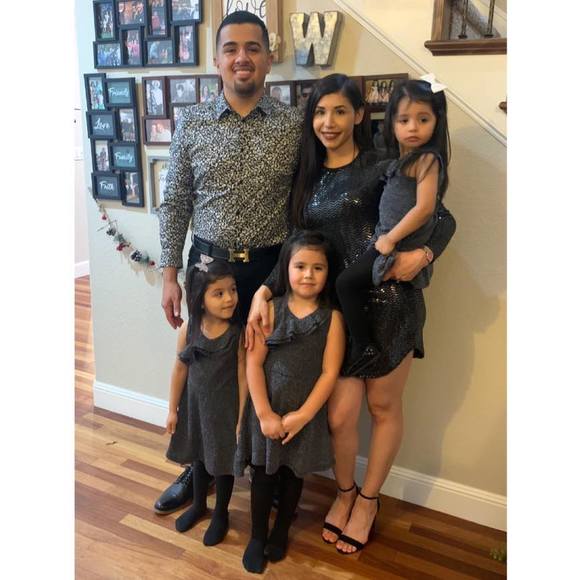 Profile Picture of Jonathan Palacios (@palac10s) on Poshmark