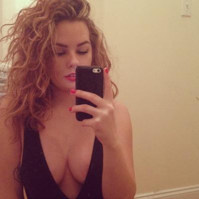 Profile Picture of Amber Sacks (@ambeeralerttt) on Twitter