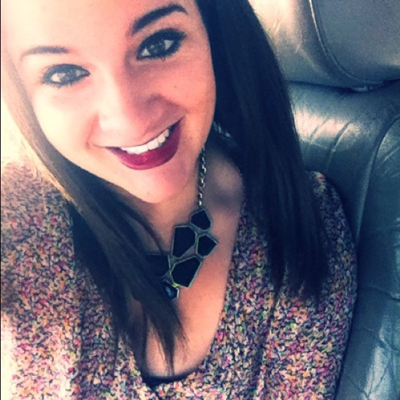 Kristen Barbolla - Poshmark Profile Picture of Kristen Barbolla (@kbarbolla) on Poshmark