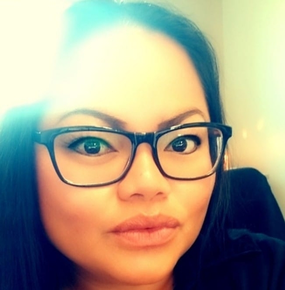 Profile Picture of Gina Conway (@gconway03) on Poshmark