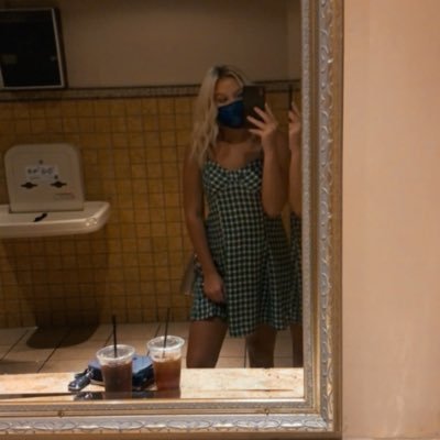 Haley Roe - Twitter Profile Picture of Haley Roe (@haleyroe15) on Twitter