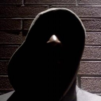 Profile Picture of Clive Holmes (@clivednb) on Twitter