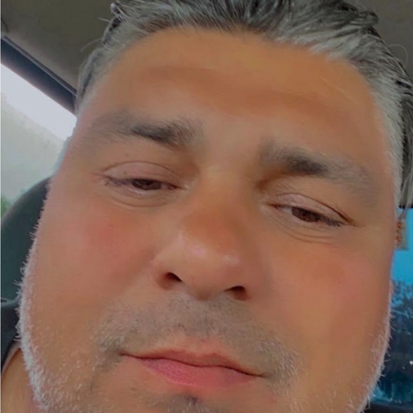 Profile Picture of Richard Cardinal (@richardjc932) on Poshmark