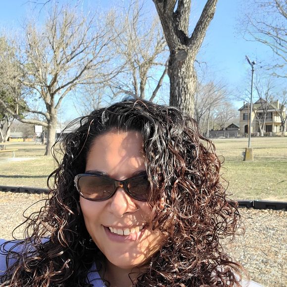 Profile Picture of Susie Sotello (@susie1boogie2) on Poshmark