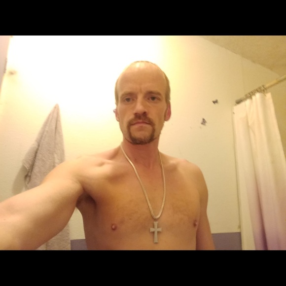 Profile Picture of James e Britt (@janetjohnsona6) on Poshmark