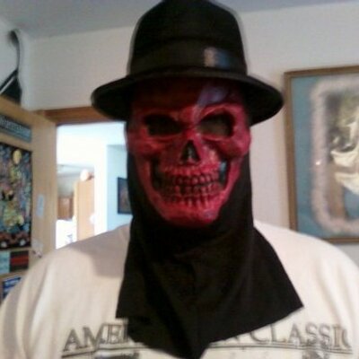 Profile Picture of Ian Petty (@Ianproductions) on Twitter