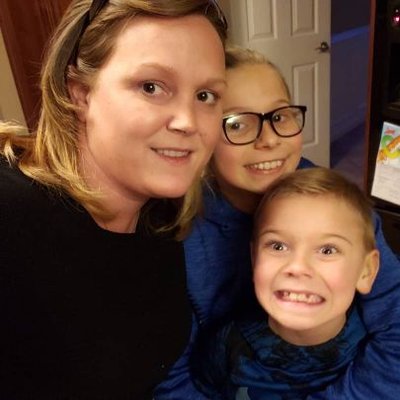 Profile Picture of Katie Sharp (@KatM1221) on Twitter