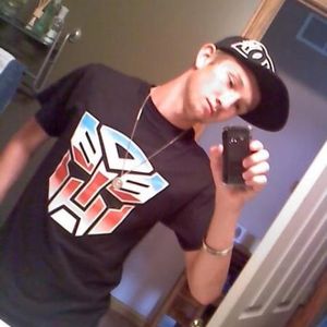 Profile Picture of Drew Fitzgerald (@frenchdrew) on Myspace