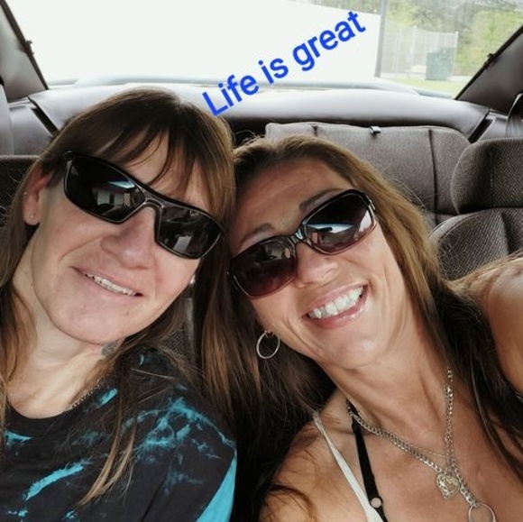 Profile Picture of Bobbie Carver (@bobbiecarver549) on Poshmark