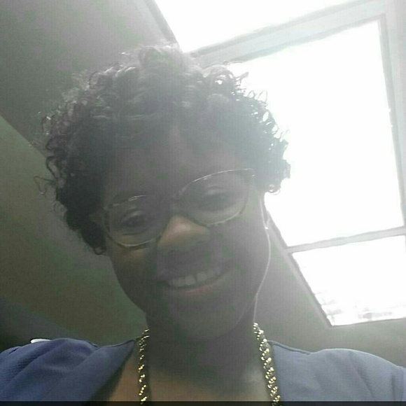 Profile Picture of Erica Spann (@enicole14) on Poshmark