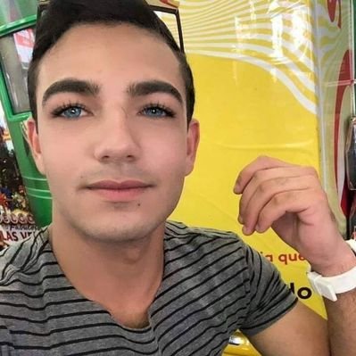 Profile Picture of Fernando Steve (@FernandoSteve8) on Twitter