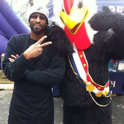 Profile Picture of Jeffrey Guess (@SqBiz32) on Twitter
