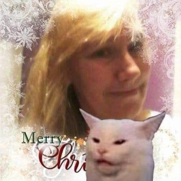 Profile Picture of Kimberly Dhooghe (@dhooghe75) on Poshmark