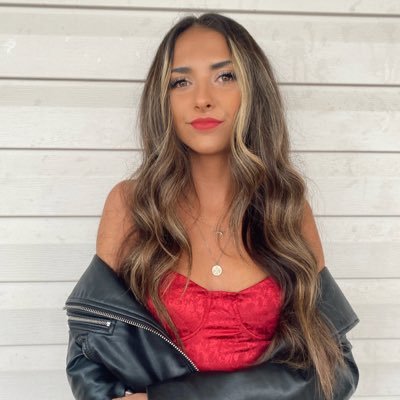 Profile Picture of Dani (@dani__coleman) on Twitter