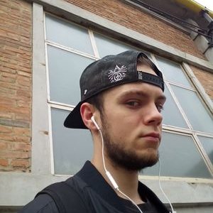 Profile Picture of Farók Zoltán Márk (@minatola_zola) on Twitter