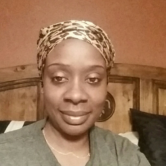 Tonika Pruitt - Poshmark Profile Picture of Tonika Pruitt (@tonikapruitt) on Poshmark