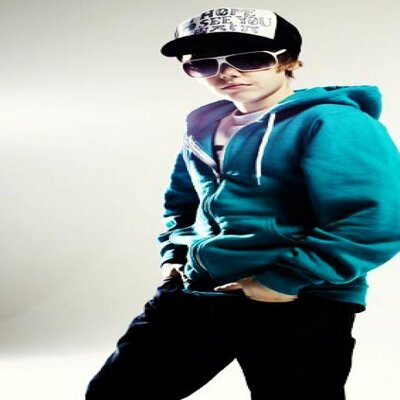 Profile Picture of Dillon (@HottGuysRock) on Twitter