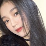 Profile Picture of Holly Chow (@hollychouchou) on Instagram