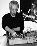 Profile Picture of Charles Cohenon Wikipedia