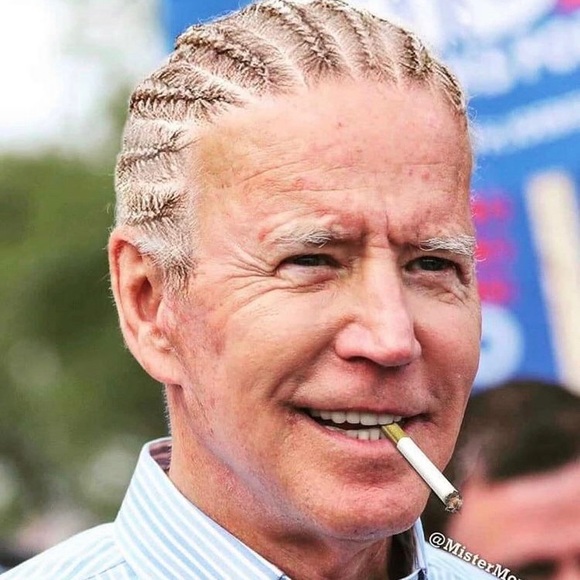 Profile Picture of Eamon Shallow (@eamon_the_plug) on Poshmark