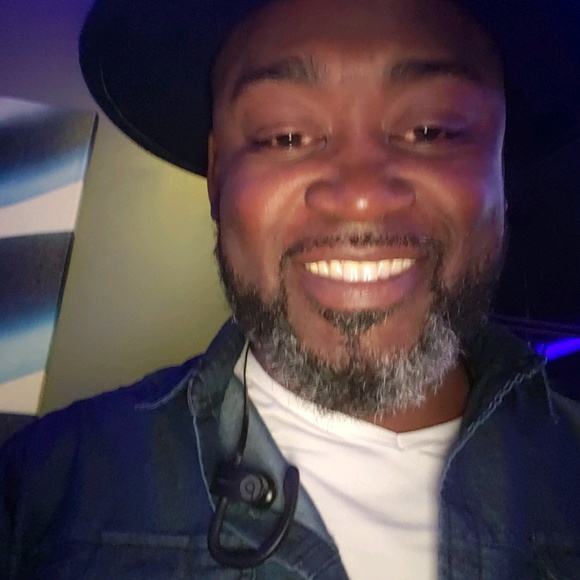 Profile Picture of Dwayne Holmes (@dwayne_holmes) on Poshmark