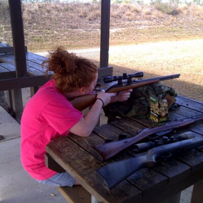 Profile Picture of Heather Maple (@onecutie19) on Twitter