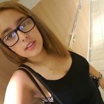 Profile Picture of sarah labrousse (@sarahlabrousse) on Instagram