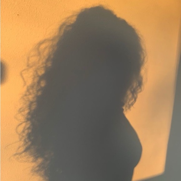 Profile Picture of Emina Adzovic (@eminajee) on Poshmark