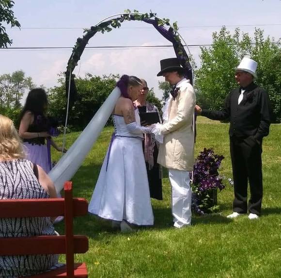 Profile Picture of Amy Heck (@amy_heck) on Poshmark